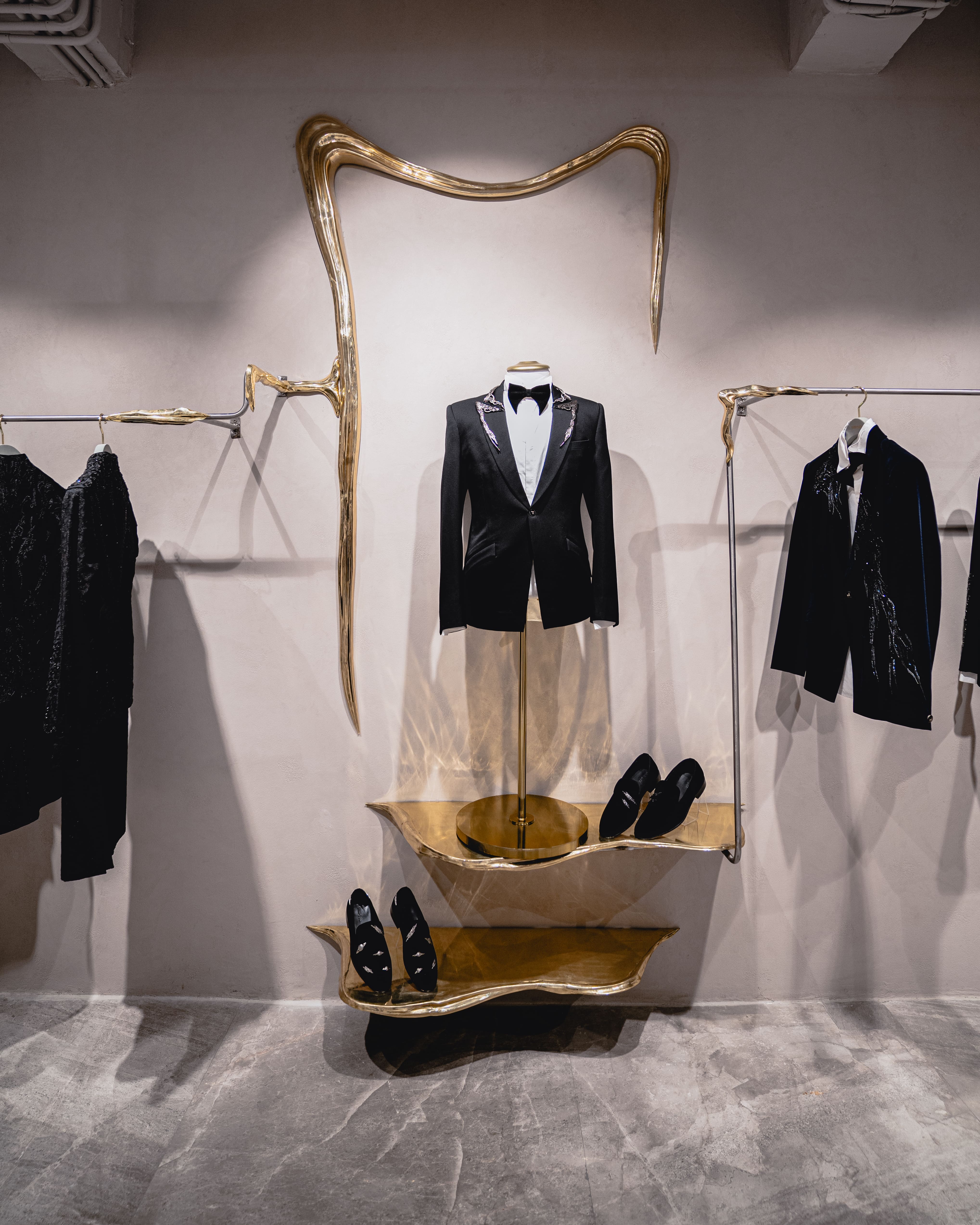 GG Menswear Store - DLF emporio9